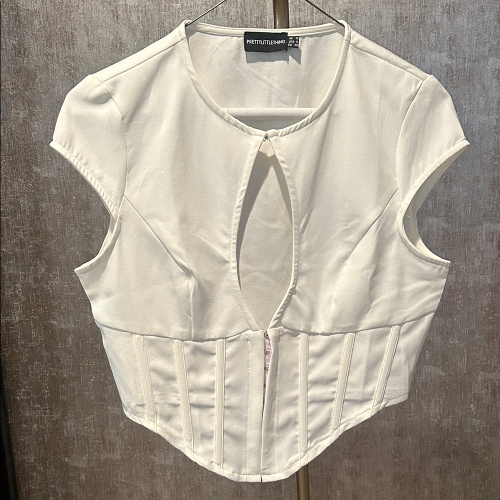 PrettyLittleThing Cream Keyhole Corset Blouse size 6